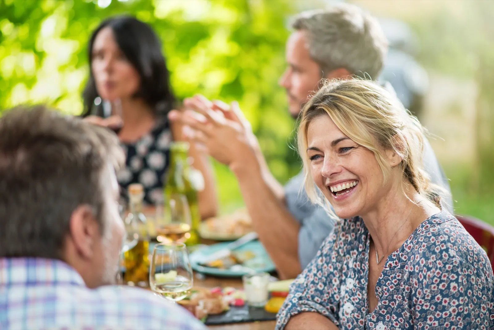 Outdoor lifestyle representing the confidence benefits of Melanotan II therapy at Rewind Anti-Aging Miami